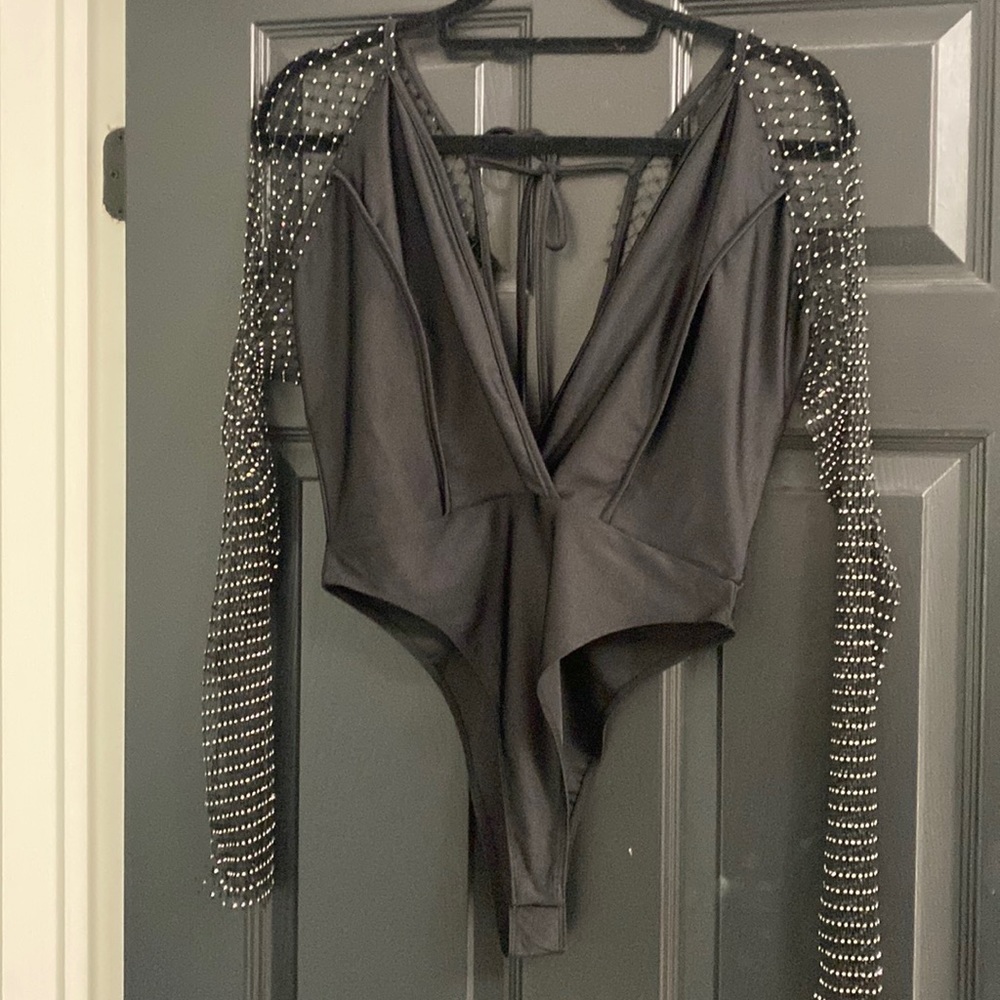 GLAM BODY SUIT